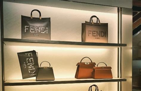 fendi cerca persone senza esperienza|Fendi, nuove posizioni aperte di lavoro: ecco come candidarsi.